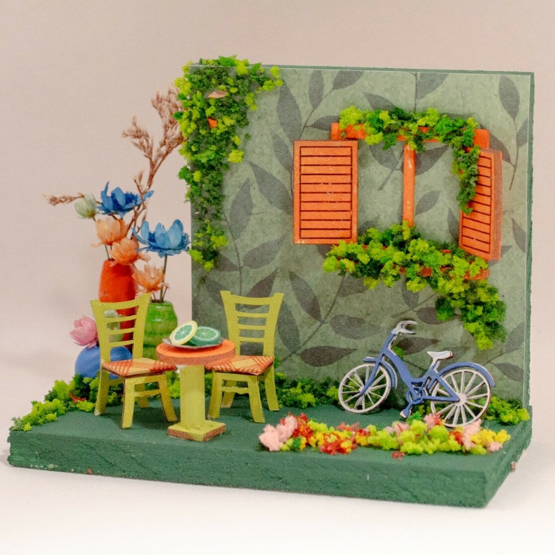 הגלריה מארחת – סדנת המרפסת המיניאטורית