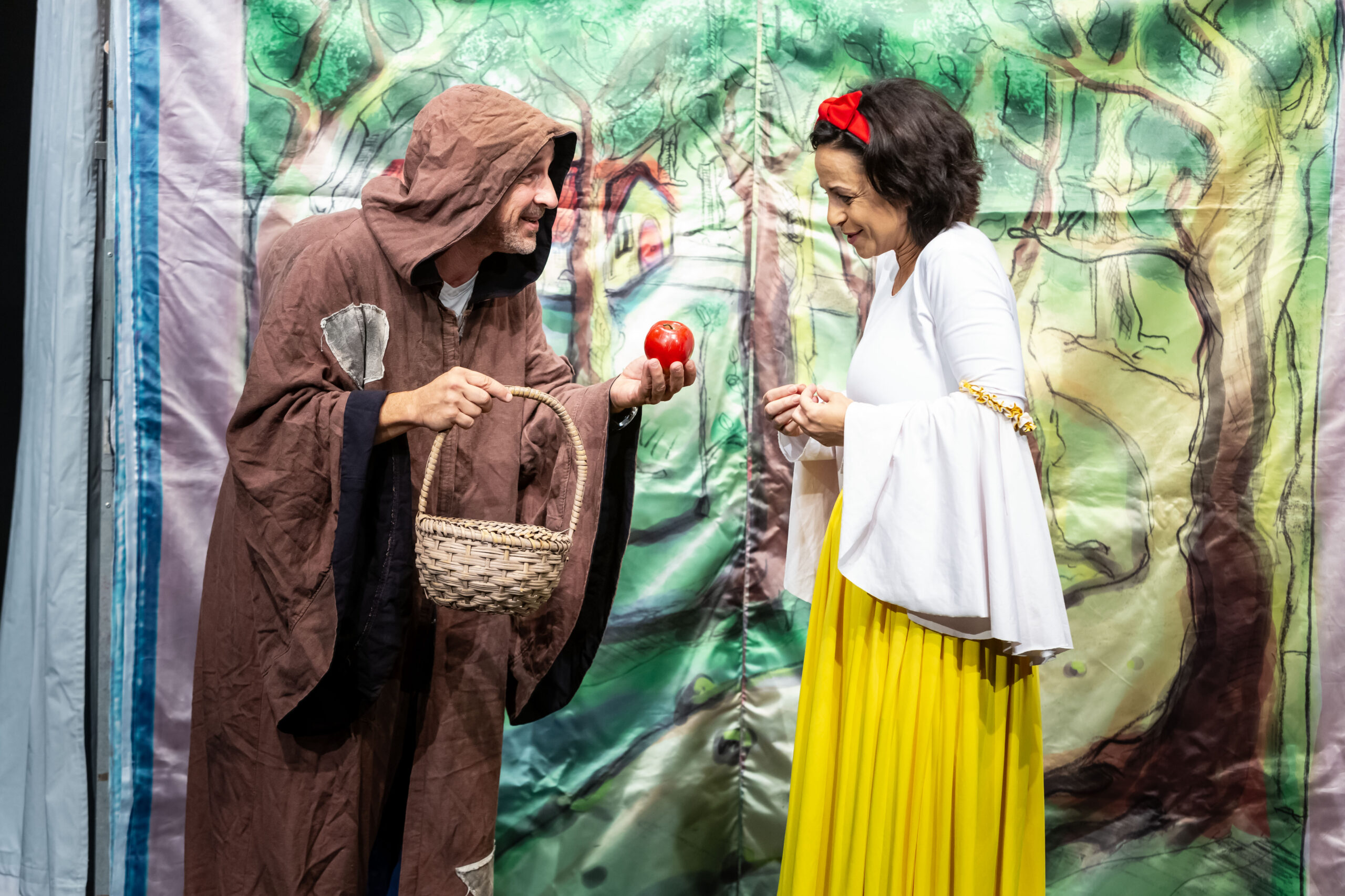 מהומה על הבמה