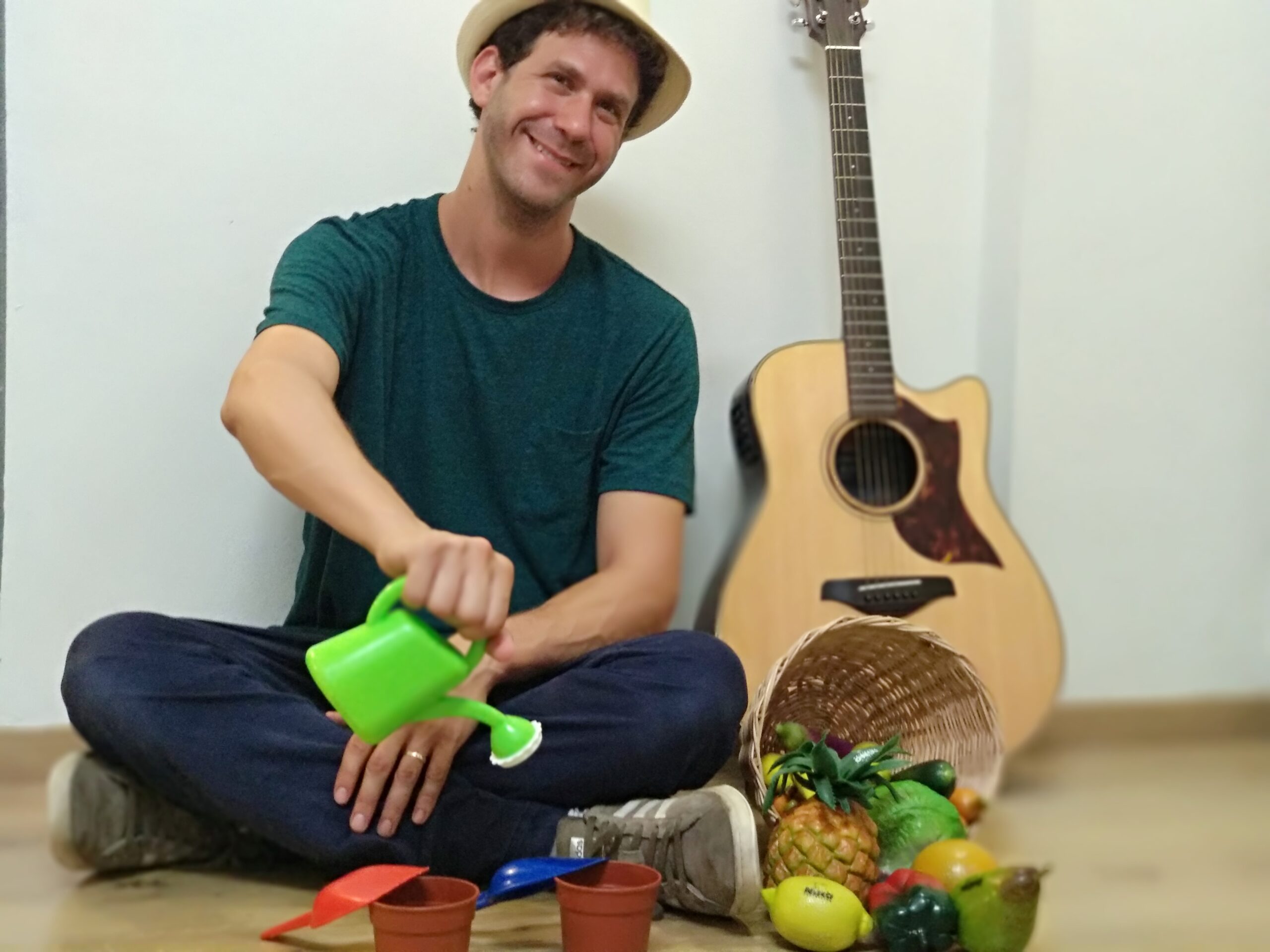 הצלילים של אלון – טו בשבט הגיע חג לאילנות