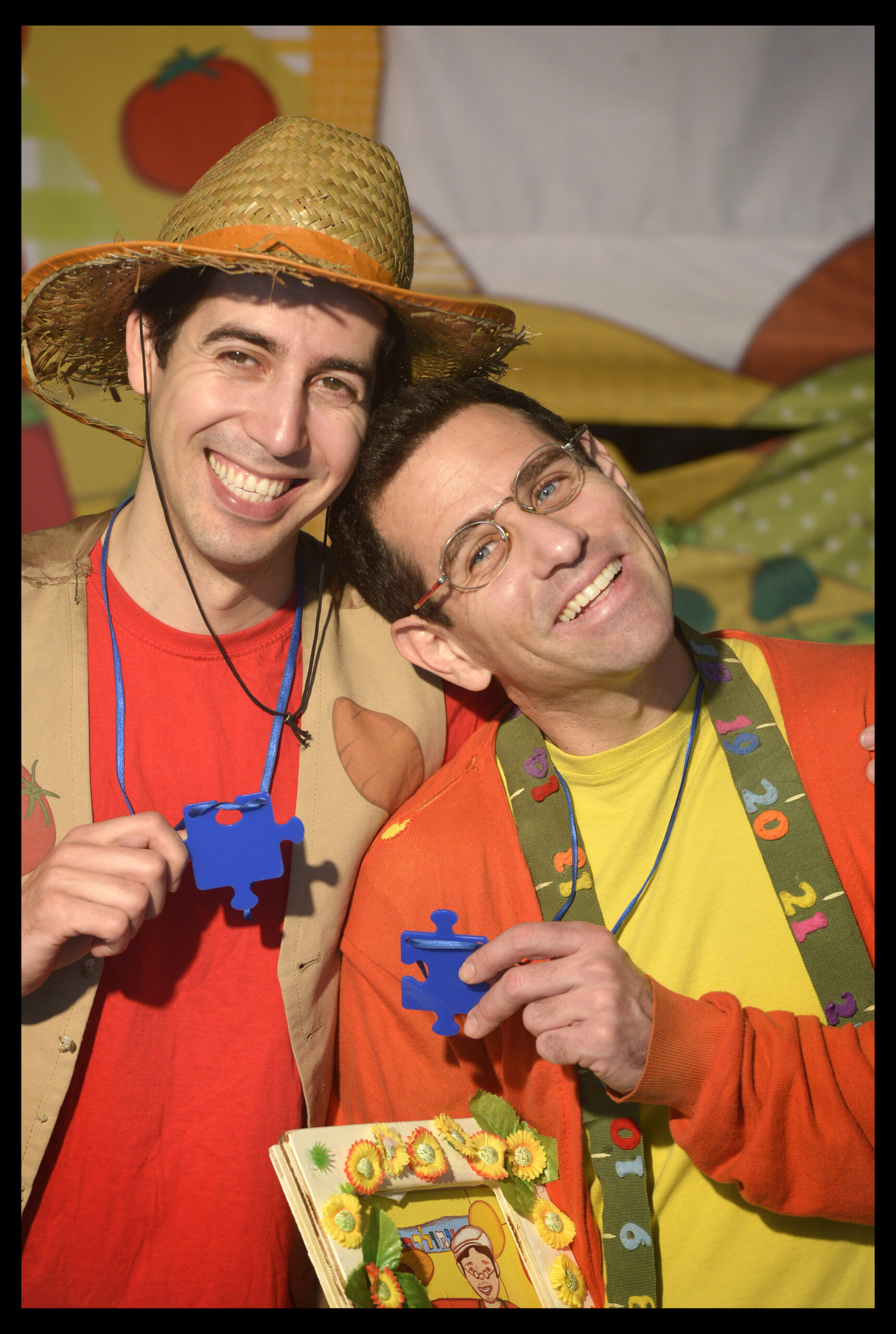 חברים על הגשר